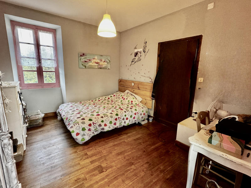 Maison - 198 m² - 8 pièces