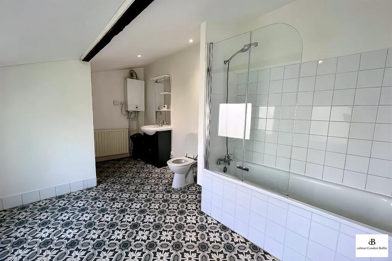 Appartement - 65 m² - 3 pièces