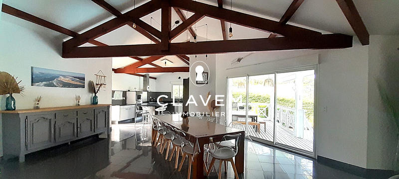 Maison contemporaine - 172 m² - 6 pièces