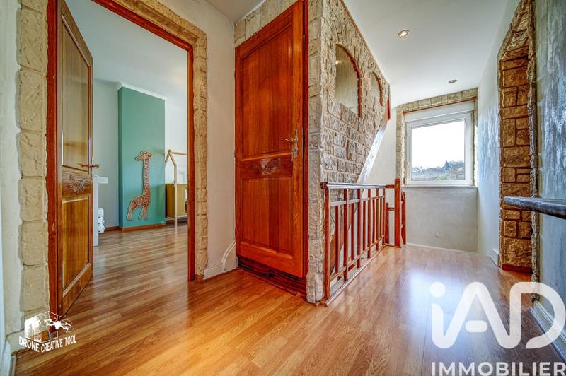 Maison - 167 m² - 6 pièces