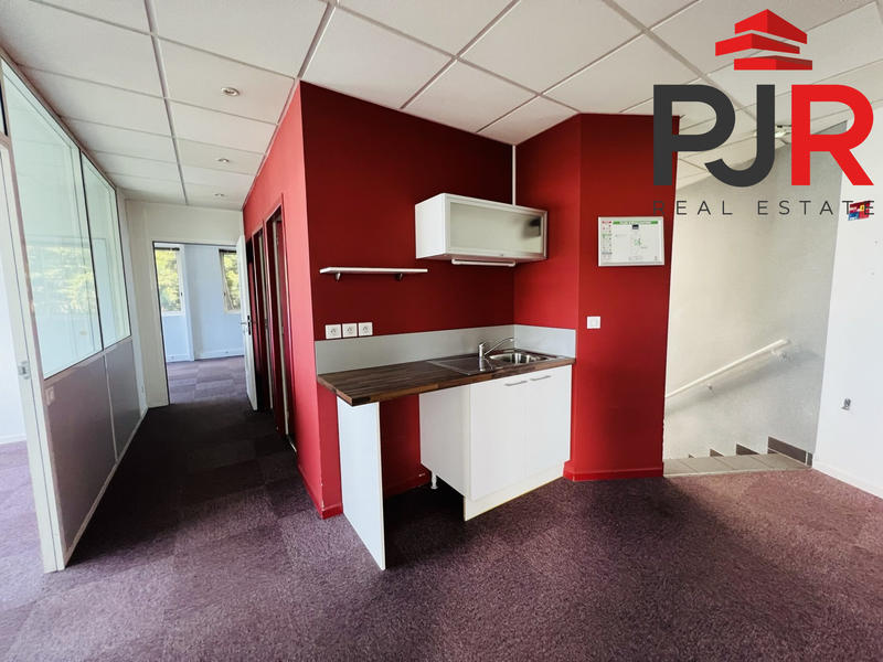 Local d'activités - 509 m²