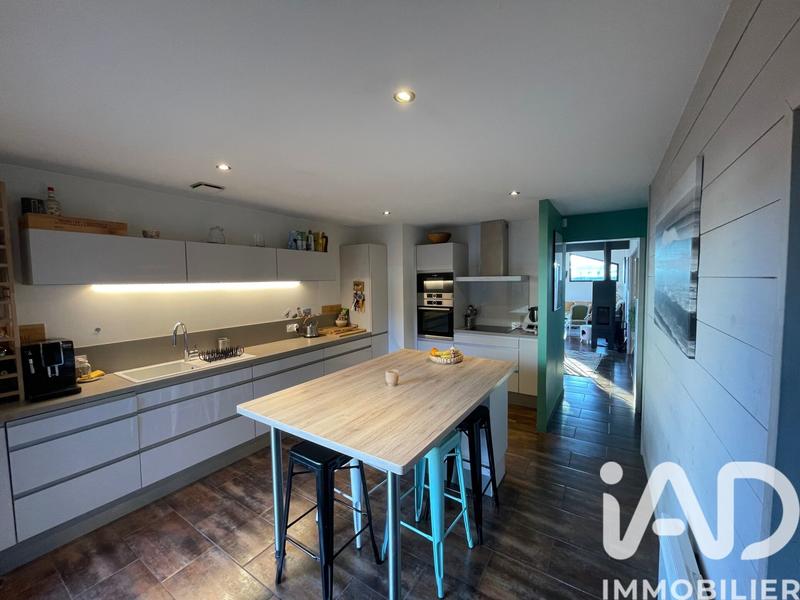 Maison - 168 m² - 6 pièces