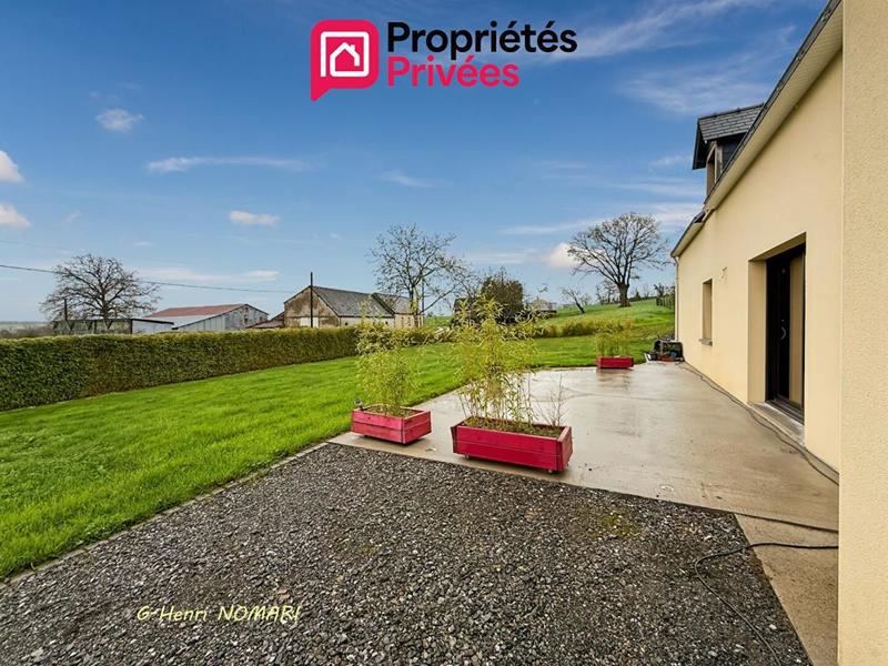 Maison - 176 m² - 9 pièces