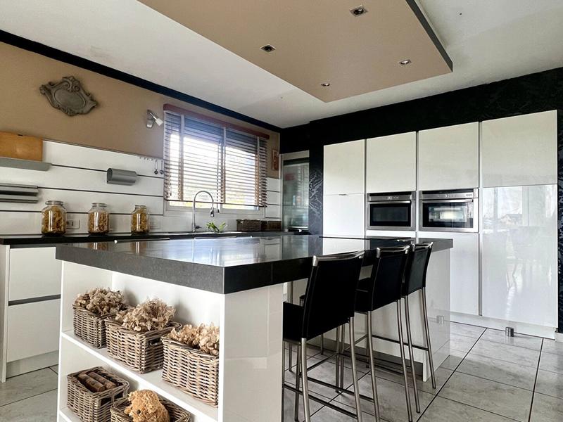 Maison contemporaine - 130 m² - 5 pièces