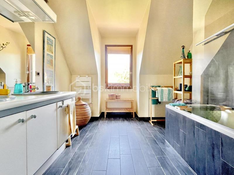 Maison - 135 m² - 7 pièces