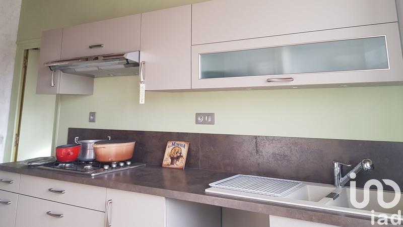 Maison - 250 m² - 10 pièces