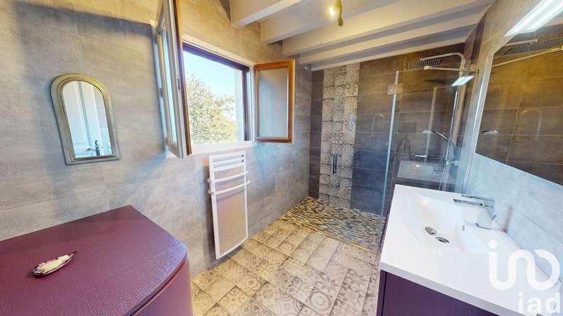 Maison - 166 m² - 7 pièces