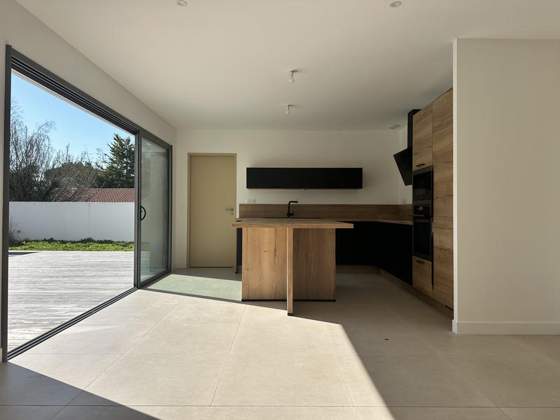 Maison - 158 m² - 7 pièces