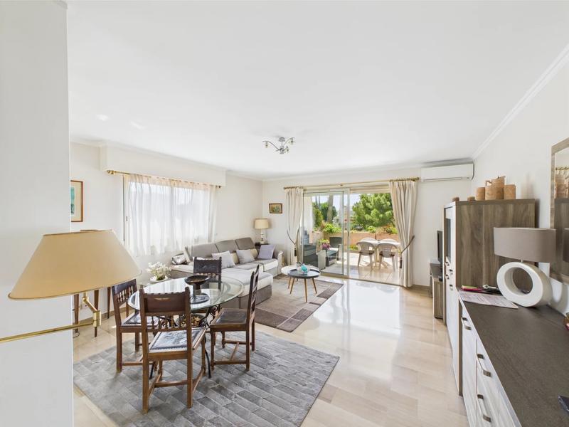 Appartement - 76 m² - 4 pièces