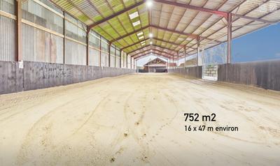 Local d'activités - 752 m² - 1 pièce