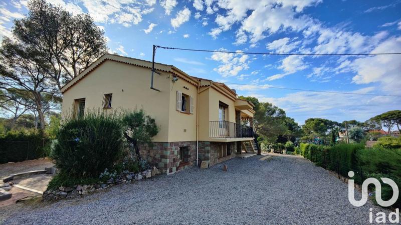 Maison - 200 m² - 7 pièces