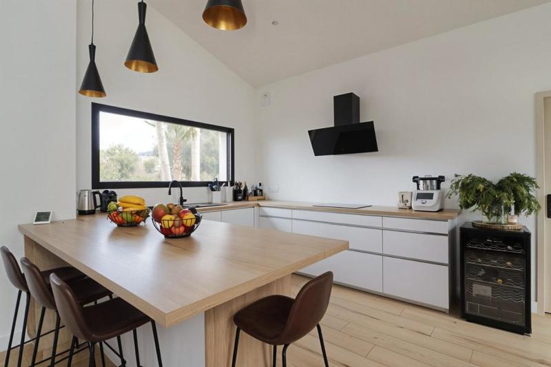 Maison - 145 m² - 5 pièces