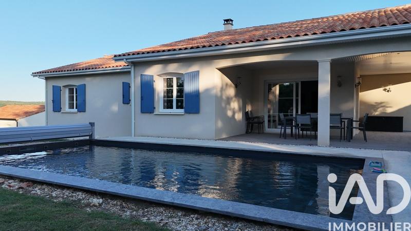 Maison - 150 m² - 5 pièces