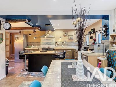 Maison de campagne - 360 m² - 12 pièces