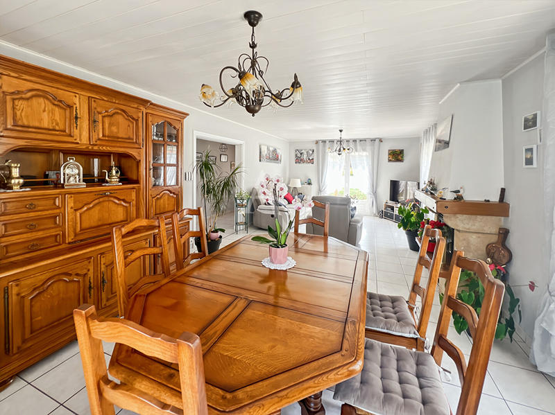 Maison - 92 m² - 5 pièces