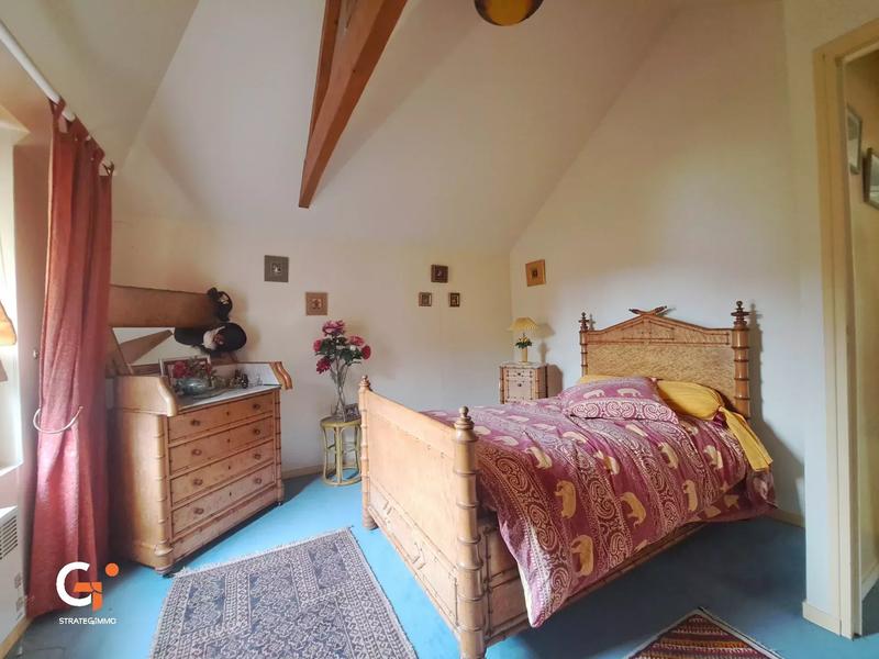 Maison - 203 m² - 7 pièces