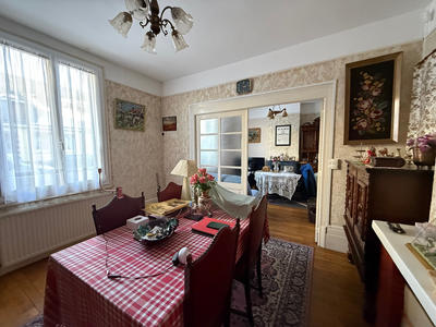 Maison - 162 m² - 7 pièces