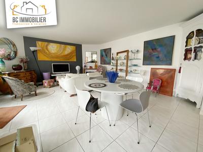 Appartement - 61 m² - 2 pièces