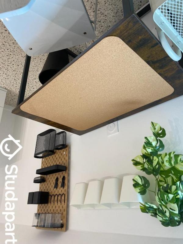 Chambre - 8 m² - 1 pièce