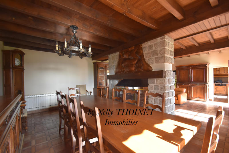 Propriété - 155 m² - 8 pièces