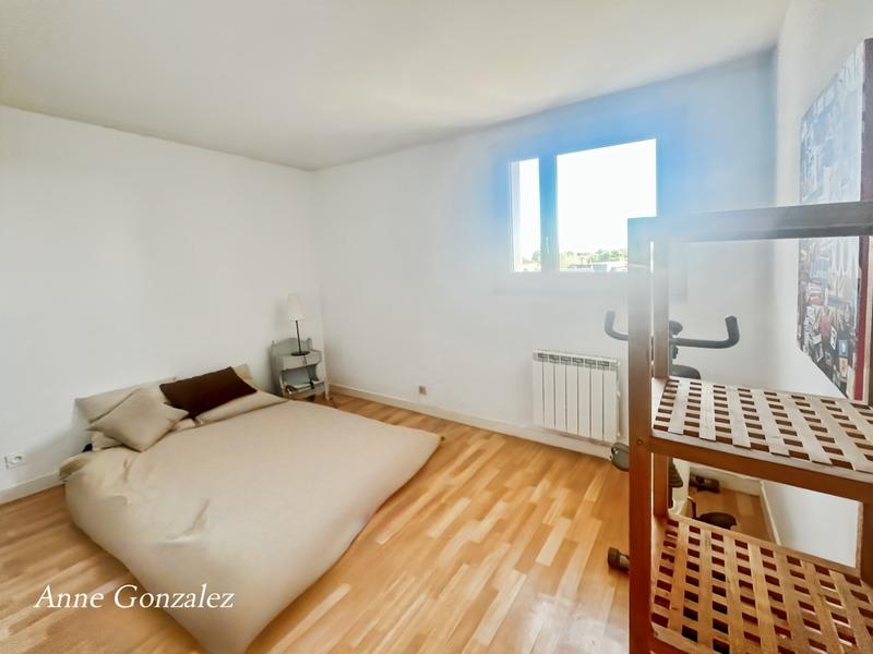 Appartement - 107 m² - 6 pièces
