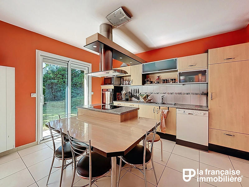 Maison - 146 m² - 7 pièces