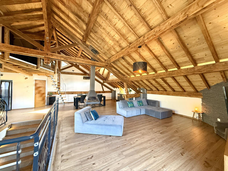 Maison - 185 m² - 5 pièces
