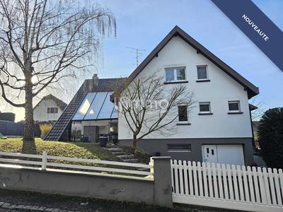 Maison d'architecte - 165 m² - 7 pièces