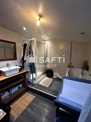 Maison de ville - 105 m² - 5 pièces