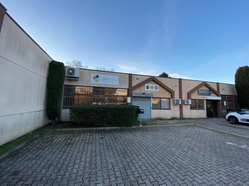 Local commercial - 222 m² - 7 pièces