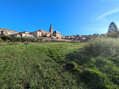 Terrain constructible - 2 179 m²