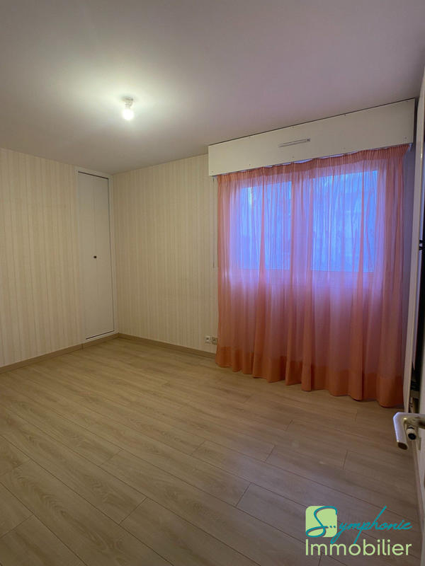 Appartement - 106 m² - 4 pièces