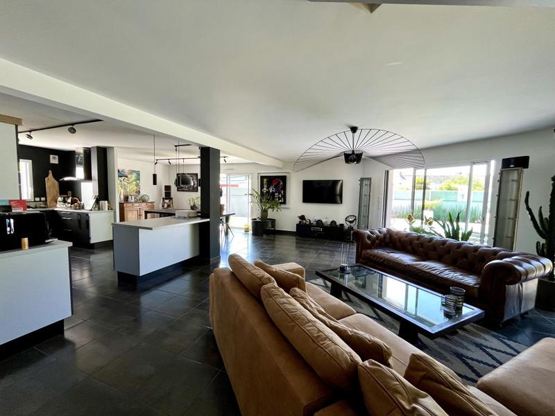 Maison - 160 m² - 6 pièces