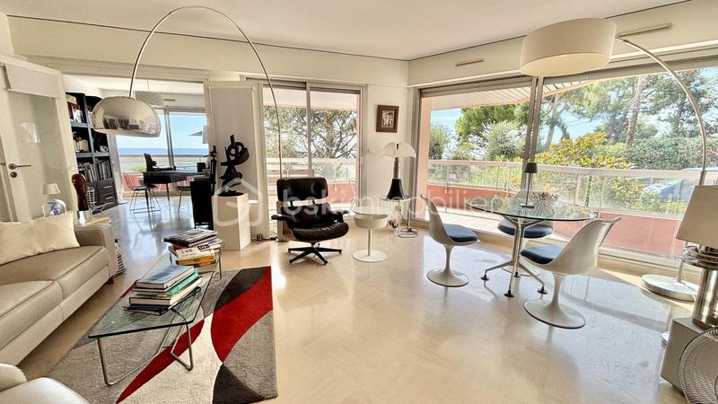 Appartement - 82 m² - 3 pièces