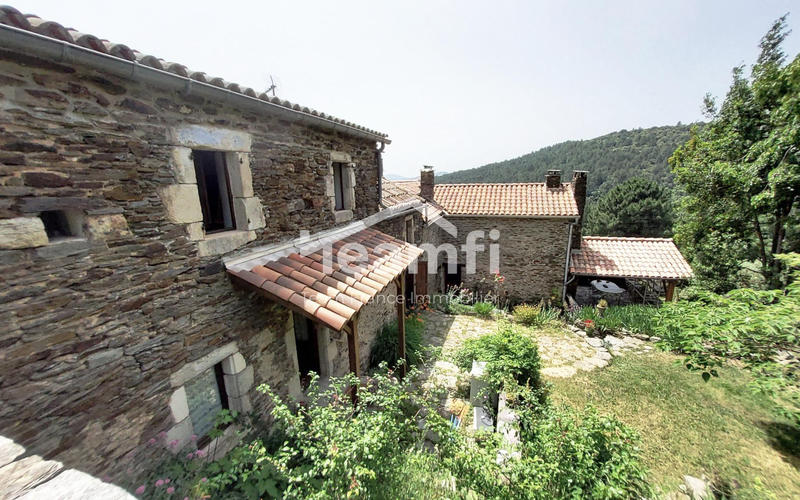 Mas - 252 m² - 10 pièces