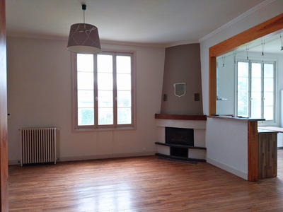 Maison - 264 m² - 9 pièces