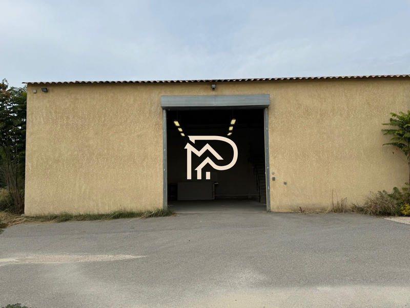 Local d'activités - 200 m²