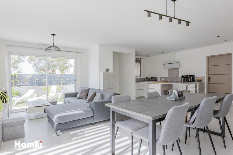 Maison - 90 m² - 4 pièces