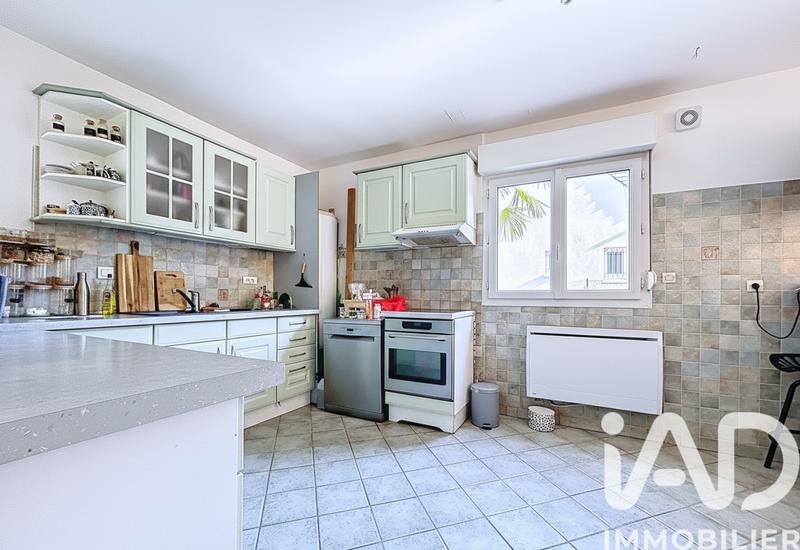 Appartement - 82 m² - 3 pièces