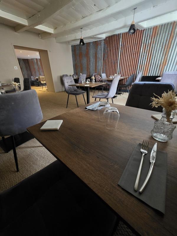 Fonds de commerce - 302 m²