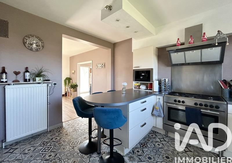 Maison - 180 m² - 7 pièces