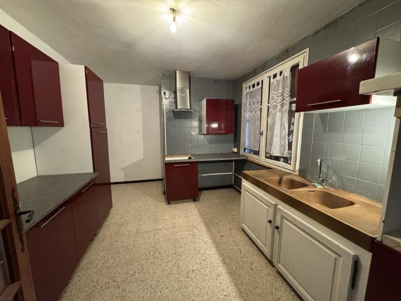 Mas - 261 m² - 8 pièces