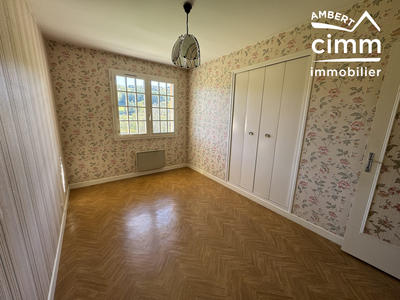 Maison - 88 m² - 5 pièces