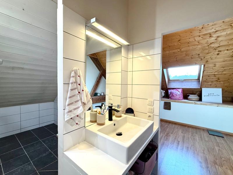 Appartement - 97 m² - 5 pièces