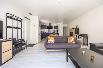 Maison - 97 m² - 5 pièces