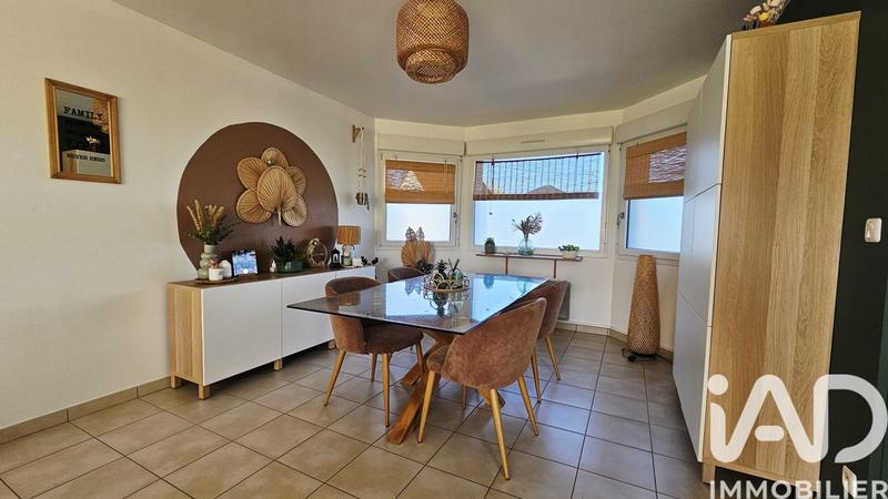 Maison - 100 m² - 4 pièces