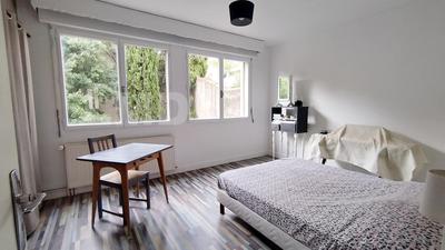 Appartement - 87 m² - 3 pièces