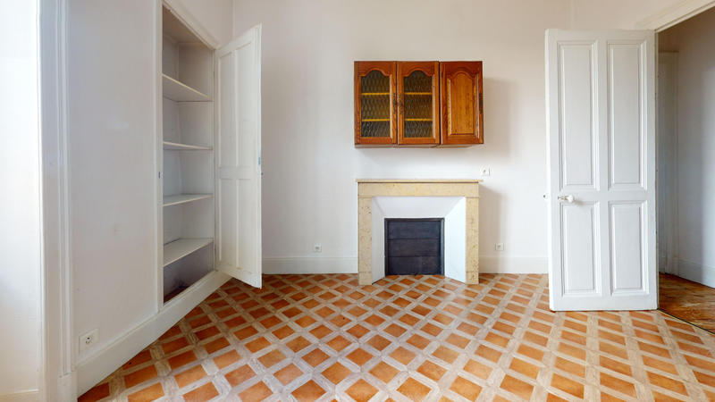 Appartement - 110 m² - 5 pièces