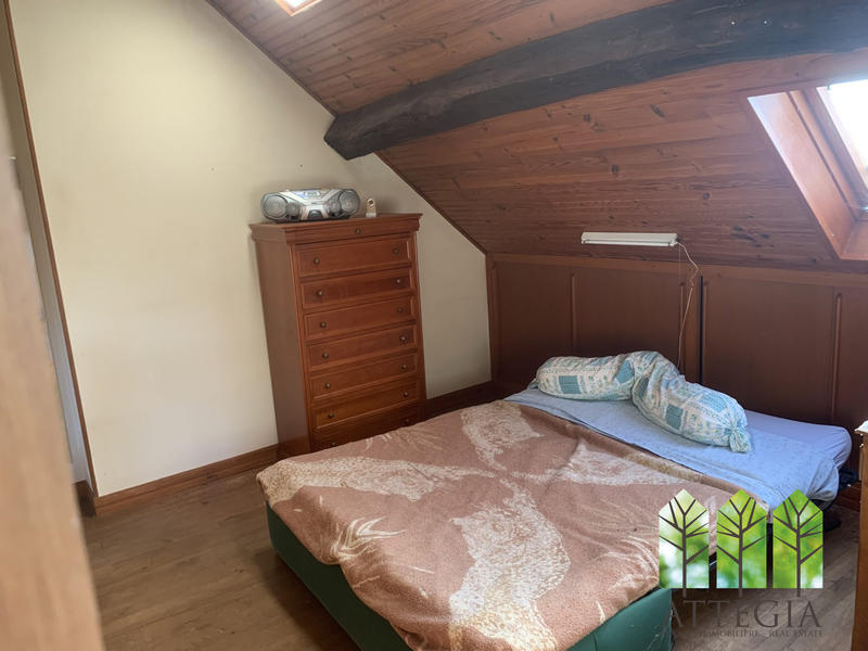 Maison - 85 m² - 7 pièces