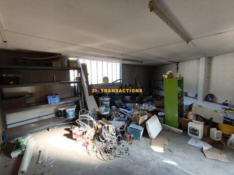 Local d'activités - 575 m²